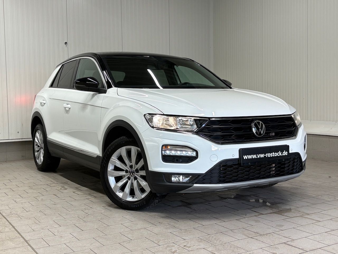 T-Roc Sport 1.5 TSI DSG AHK NAVI ACC RFK SHZ