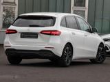 Mercedes-Benz B 200 Progressive/360/Distr/MBeam/Keyl/Totw/17'' - scheckheftgepflegte Mercedes B 200