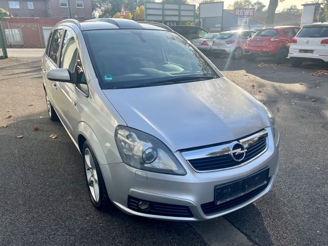 Opel Zafira B Cosmo"Klimaaut."Leder"Navi"Pano"BiXenon