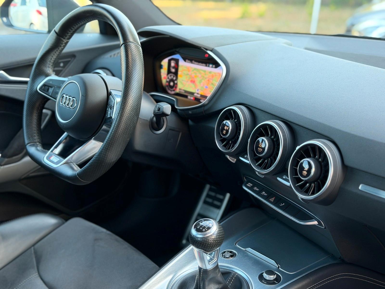 Audi TT Coupe 2.0 TFSI S-Line/ALCANTARA/Cockpit