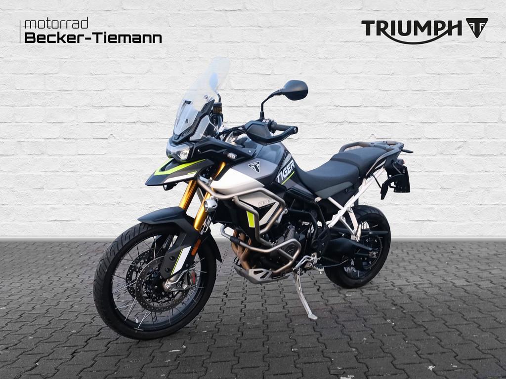 Triumph TRIUMPH
