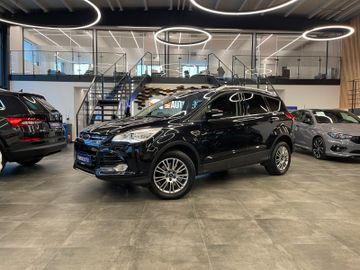 Ford Kuga Titanium *PANO*PDC*SHZ*BI-XENON*