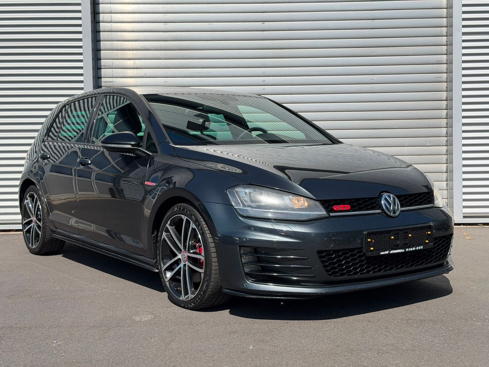 Fahrzeugabbildung Volkswagen Golf VII Lim. GTD DSG Bi-Xenon GRA Navi SHZ PDC