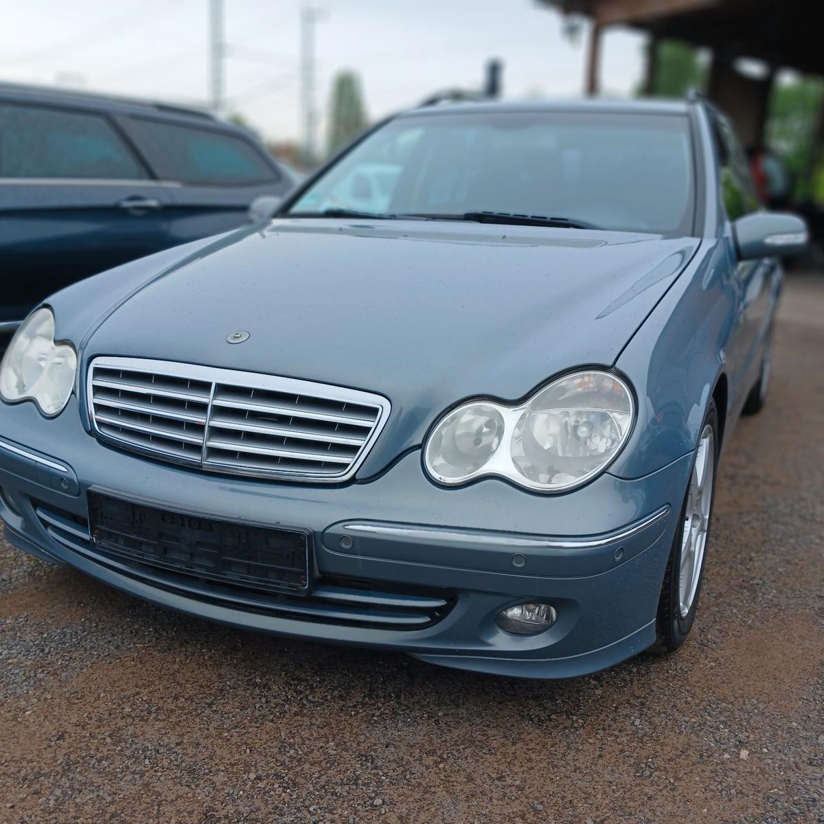 Mercedes-Benz C 220 C T-Modell C 220 CDI
