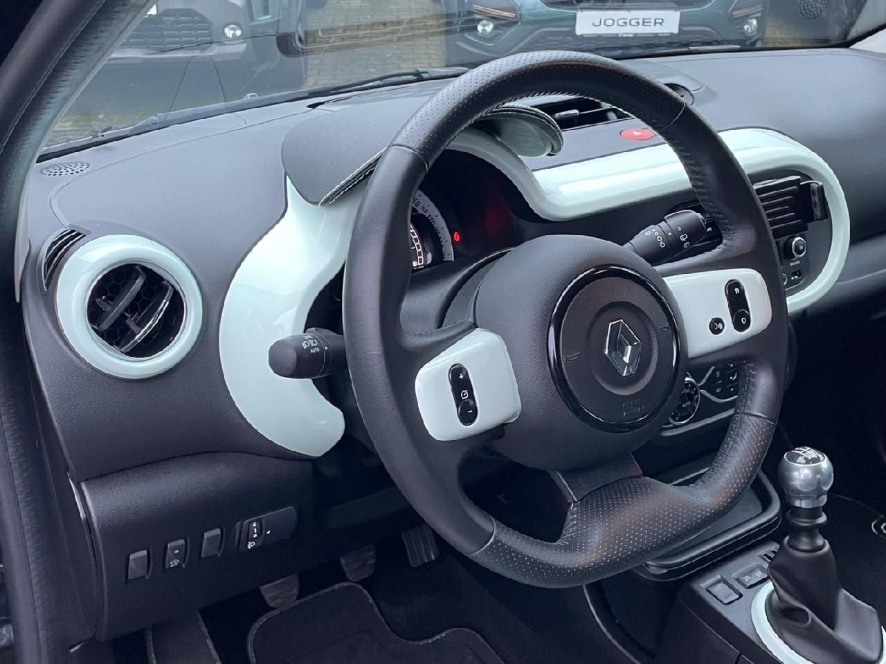 Fahrzeugabbildung Renault Twingo Parisienne TCe 90 Faltdach & Klima