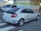 Mercedes-Benz C 180 C Sportcoupe C 180 Kompressor - Mercedes-Benz C 180: Sportcoupe