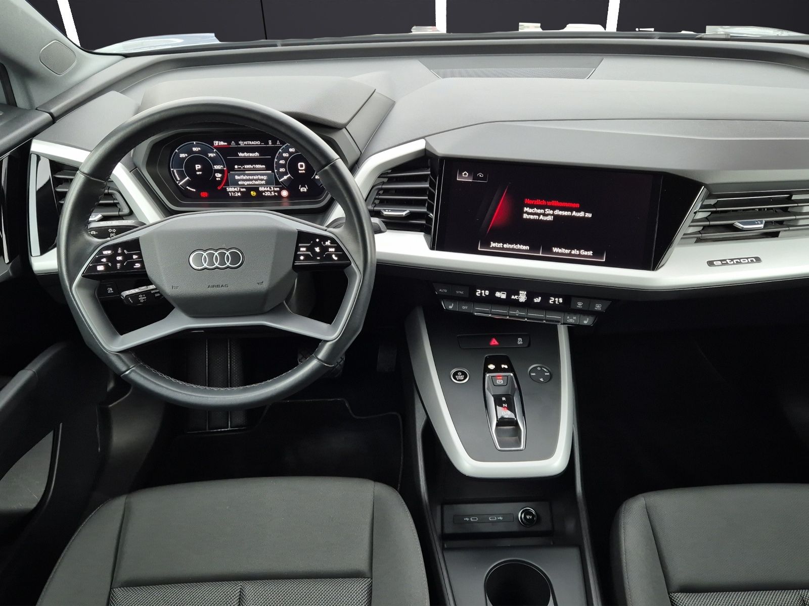 Fahrzeugabbildung Audi Q4 e-tron 45 e-tron quattro LED Naviplus AVC ACC