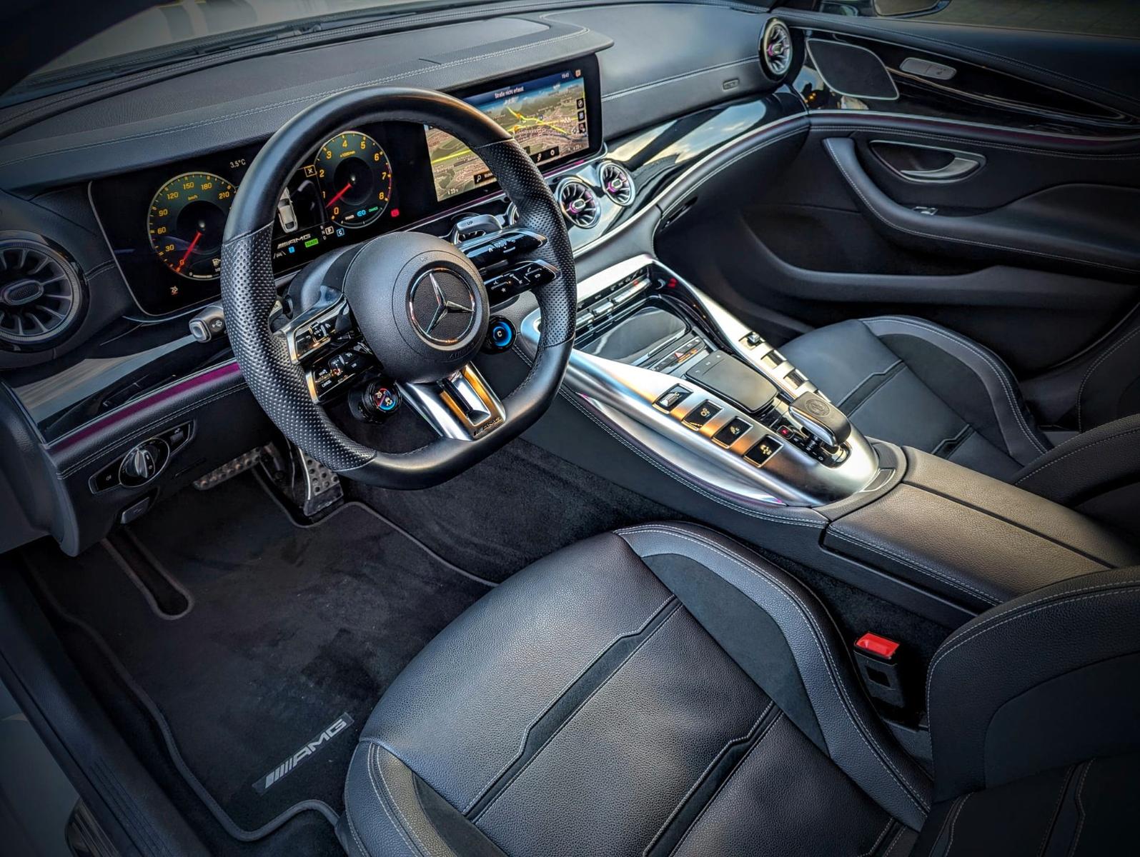 Mercedes-Benz AMG GT 43*Multibeam*Park-Paket*Widescreen*19"