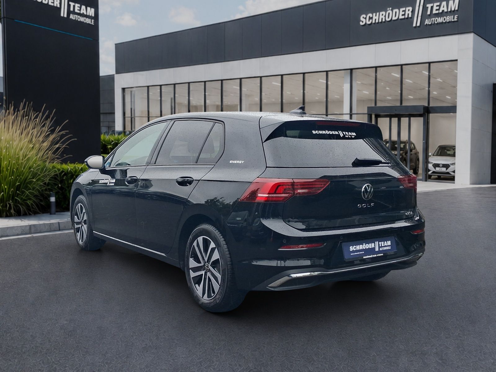 Volkswagen Golf VIII 1.5 l eTSI DSG Style foto 3