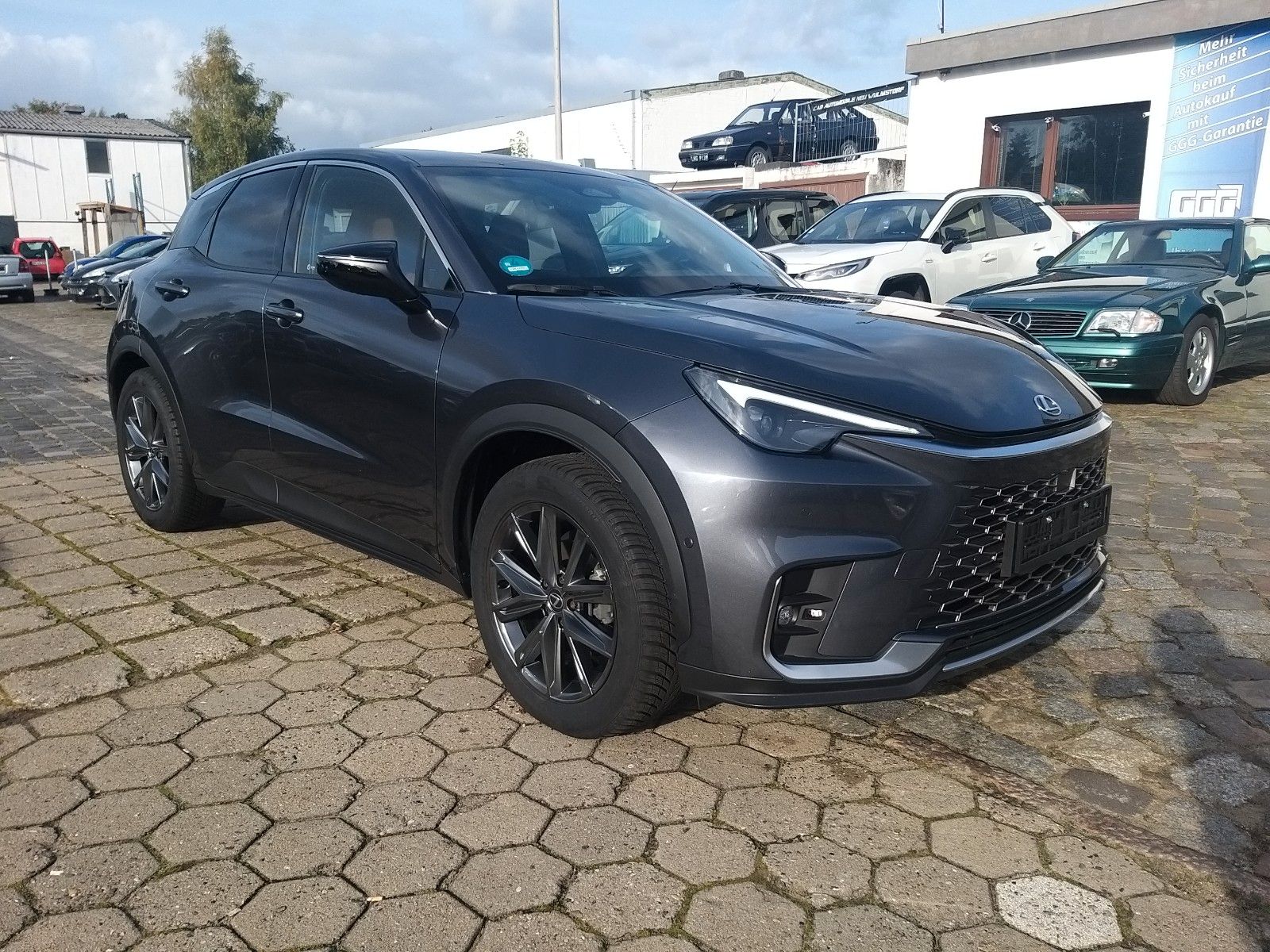 Lexus LBX 1.5 Hybrid Leder*Kamera*Head-Up Displ imagem 3
