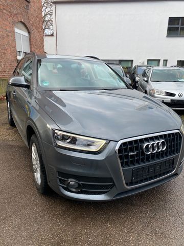 Audi Q3 2.0 TDI quattro S-TRONIC