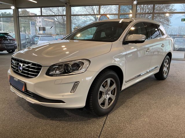 Volvo XC60 2.0D Summum Navi Kamera Panorama Bi-Xenon