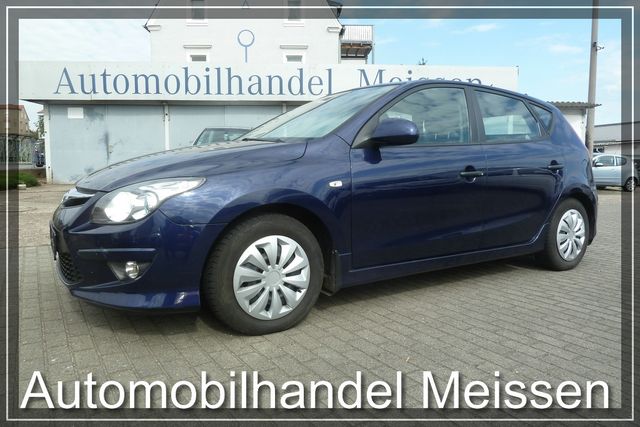 Hyundai i30 blue 1.4 Classic Klima