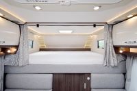 Phoenix Top-Alkoven 8800 BML -6 Gurtplätze -400W Solar (10/30)