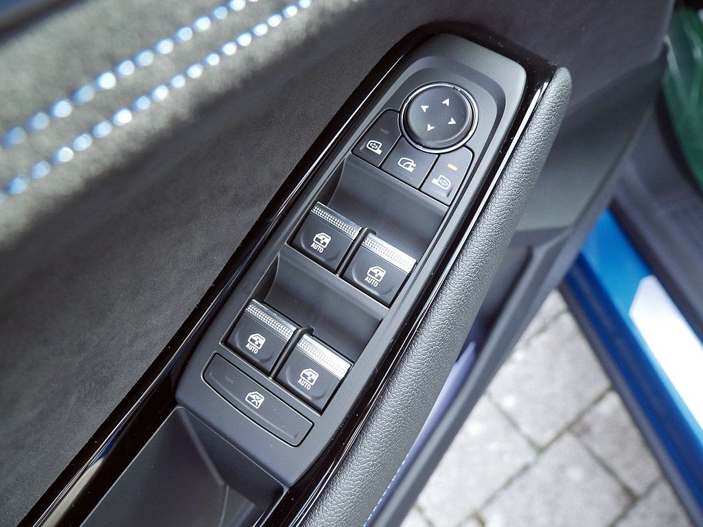 Fahrzeugabbildung Renault Austral Esprit Alpine Full Hybrid E-TECH 200