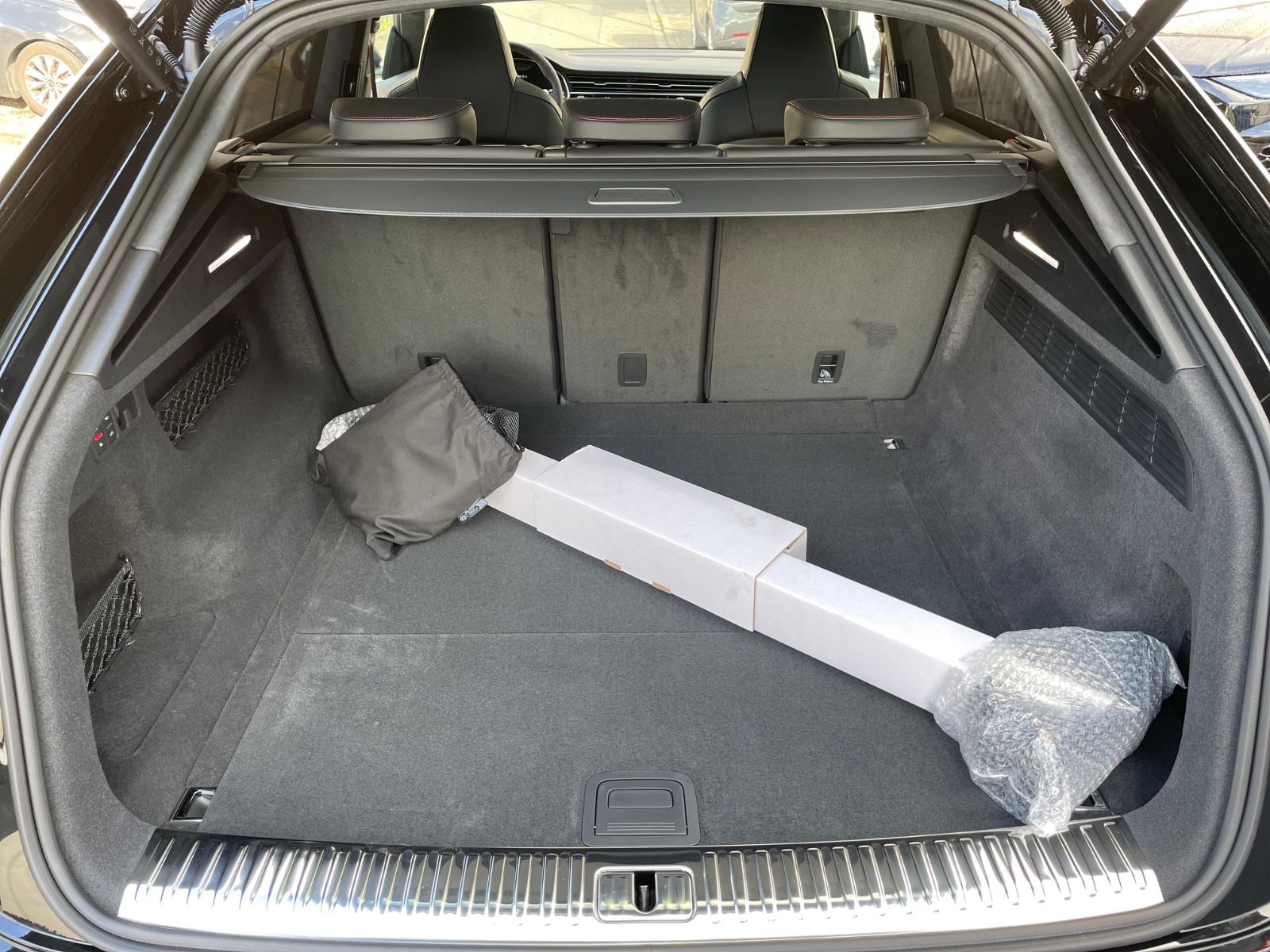 Fahrzeugabbildung Audi RSQ8 Performance Full Option|Carbon|STHZ|B&O Adv