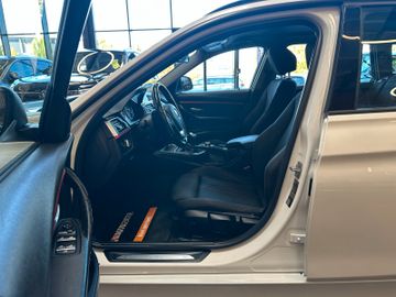 MYAUTOCENTER – Gebraucht- und Jahreswagen mit Werkstattservice in Pfaffenhofen BMW 318 *SPORT LINE*TEMPO*LED*AHK*NAVI*PDC*