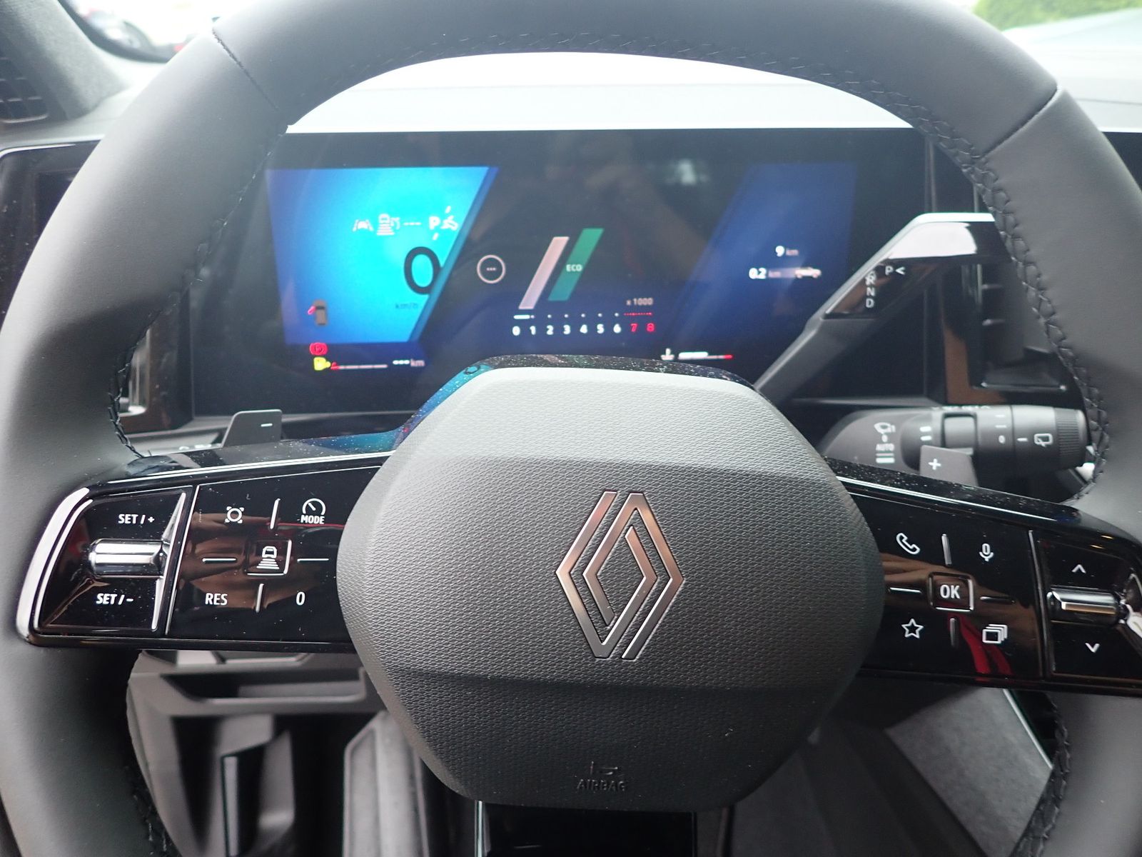 Fahrzeugabbildung Renault Austral Evolution Mild Hybrid 160 Automatik Desi