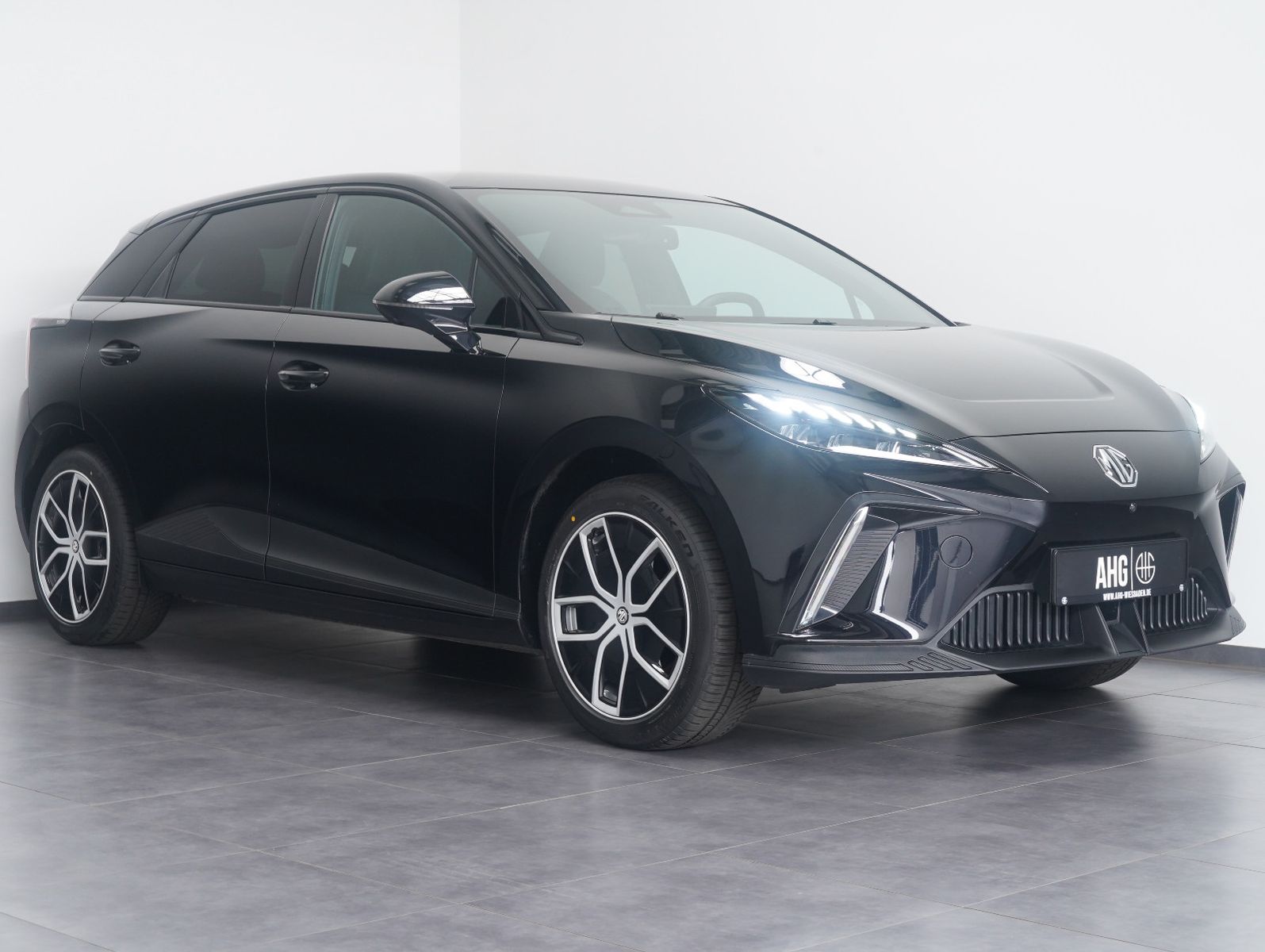 Fahrzeugabbildung MG MG4 Luxury 150KW/64KWH/WÄRMEPUMPE/V2L