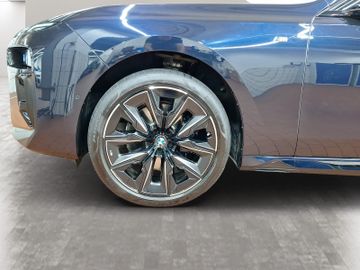 BMW 740 - 9