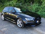 Audi RS3 Sportb.,1.Hd.,unfallfrei, voll, Standheizung - Audi RS3: Kombi
