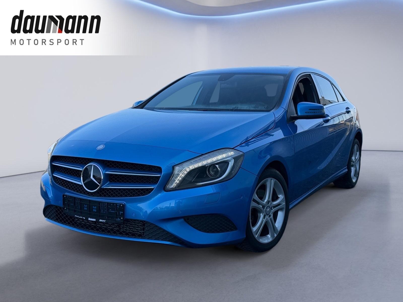 Mercedes-Benz A-Klasse A 180 *Navi*SHZ*PDC*Xenon*Parkassis*