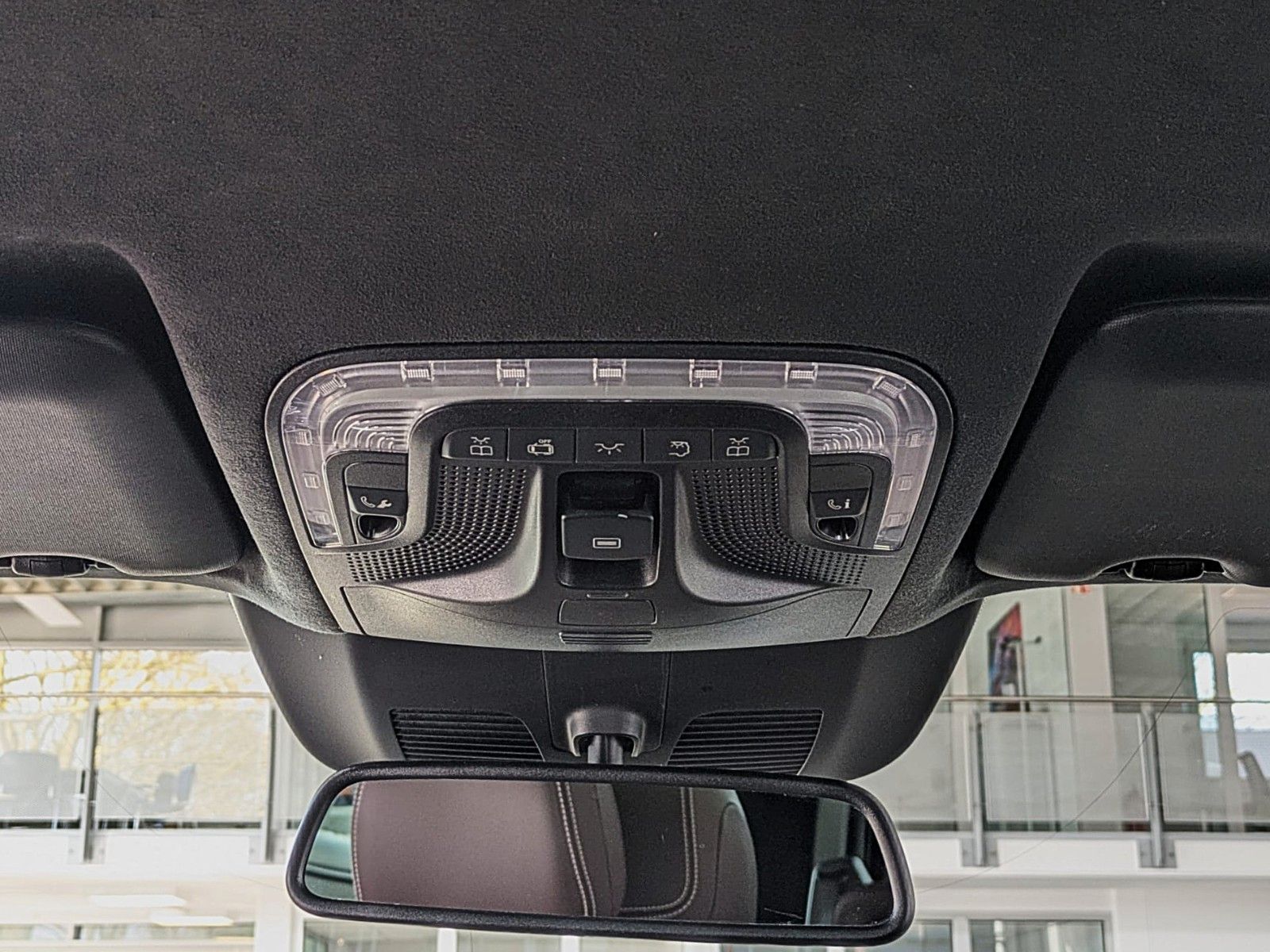 Fahrzeugabbildung Mercedes-Benz V 250d AMG 4M LANG 6 SITZE VIP SHUTTLE MEGAVOLL!