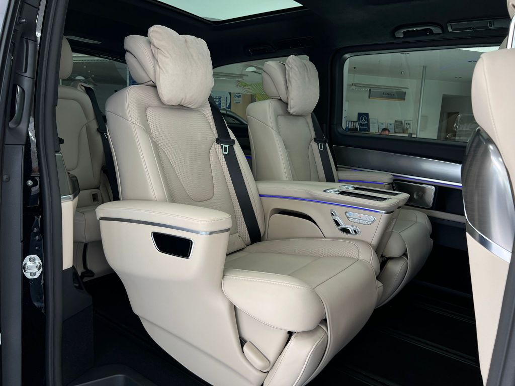 Mercedes-Benz V 300 EXCL.4M lang *NEW MOD.25*LUXURY-SEATS*PANO