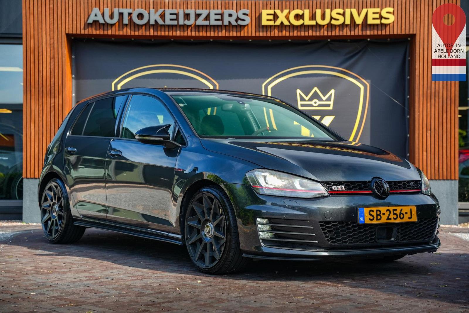 Volkswagen Golf 2.0 TSI GTI Virtueel cockpit Adapt. cruise