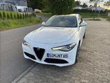 Alfa Romeo Giulia 2.2 Diesel 16V 140kW - Alfa Romeo Giulia von privat