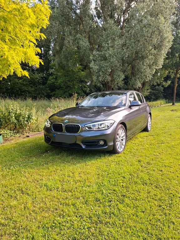 Image of BMW 120