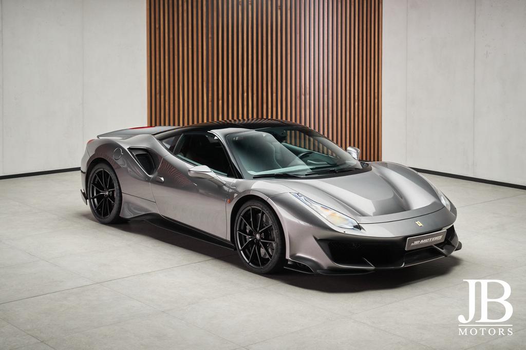 Ferrari 488 Pista