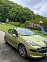 Peugeot 206 1.4 Tendance 75 Tendance - Peugeot 206: Grün