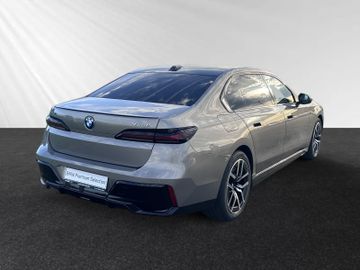 BMW 750 - 3