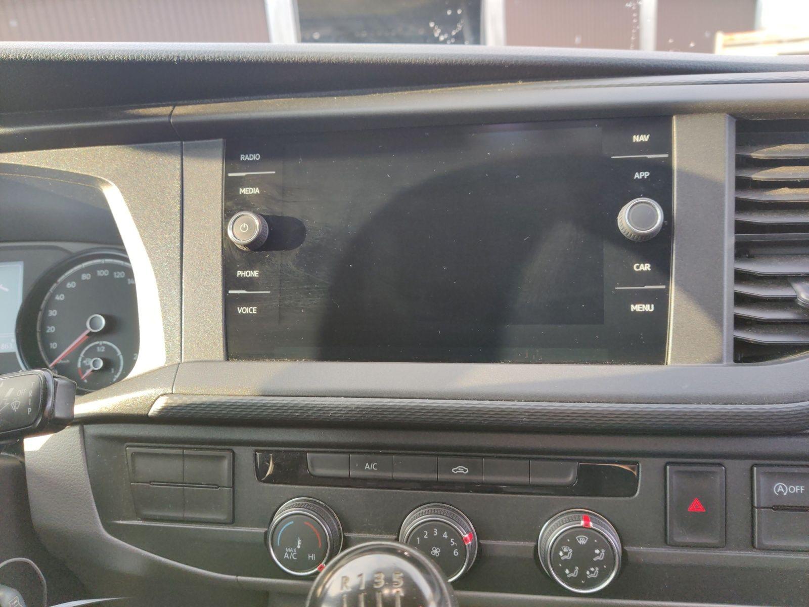 Volkswagen T6.1 Kasten 2.0 TDI Kühlausbau CarPlay Klima PDC