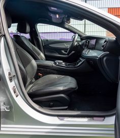 Fahrzeugabbildung Mercedes-Benz CLS 350 AMG-LINE 360°|KEYL|LED|AMBI|ACC|SPUR|MEM