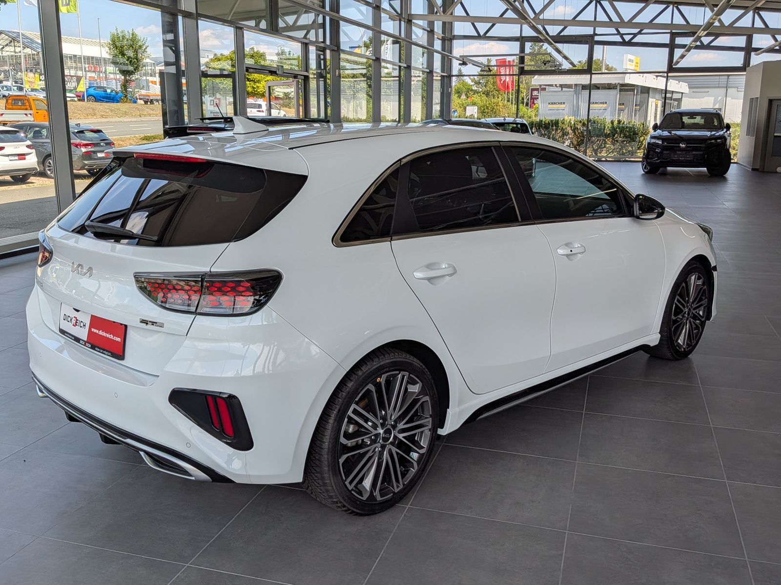Fahrzeugabbildung Kia cee'd / Ceed GT Line LED JBL ACC KAM 7-JAHRE GAR