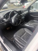 Mercedes-Benz ML 350 BlueTEC 4MATIC - - Mercedes-Benz ML-Klasse mit Diesel-Antrieb