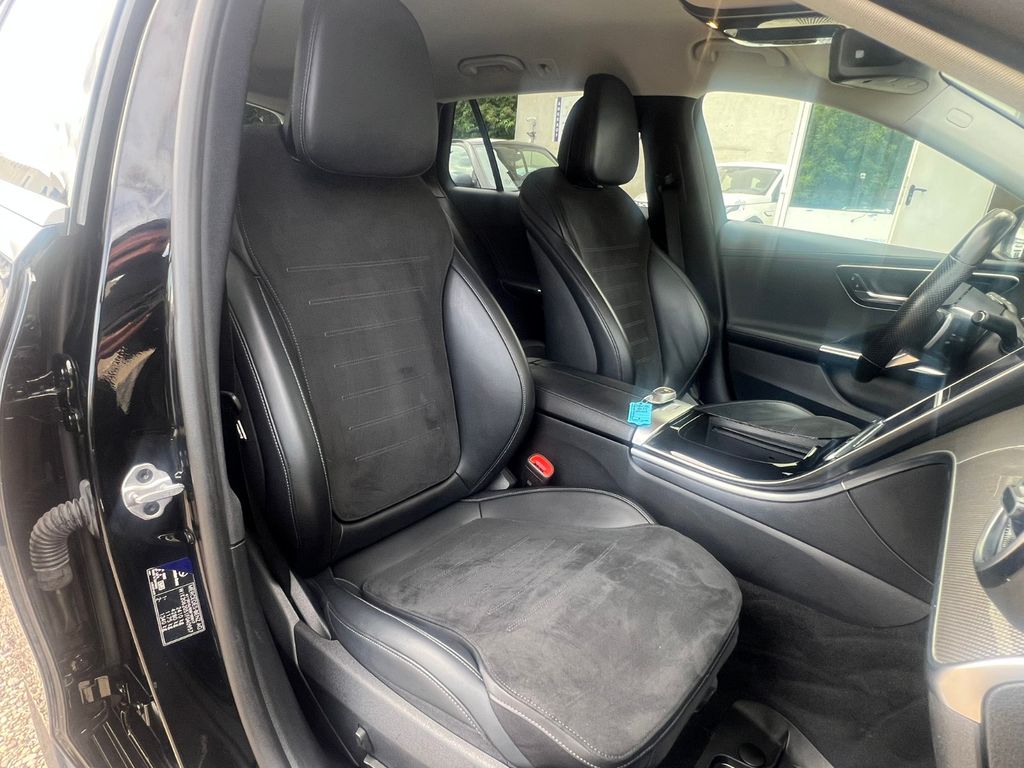 Mercedes-Benz C 220 d 4MATIC T*AMG Paket*Navi*LED*R-Cam
