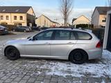 BMW 320i Touring  - BMW 320 aus 2009: Kombi, 320i