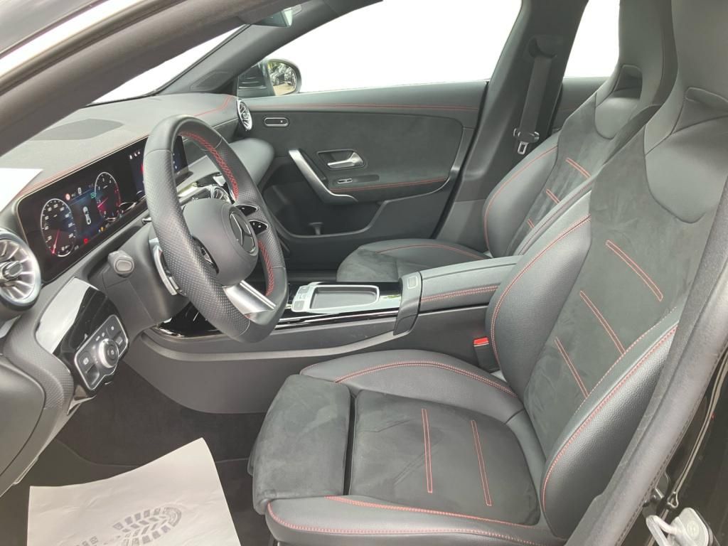 Fahrzeugabbildung Mercedes-Benz CLA 200 d Coupé AMG Line*Kamera*Ambientebel.