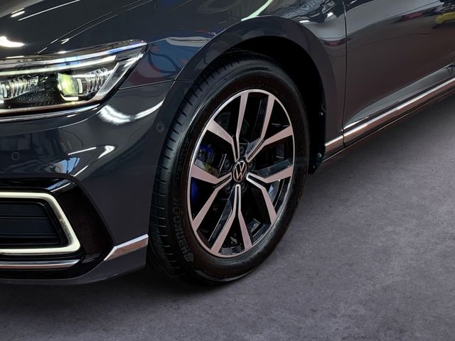 Passat Variant 1.4 GTE R-LINE LED+KAMERA+PAN+DCC