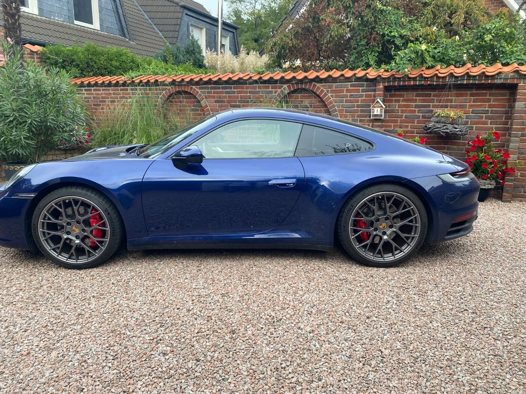 Image of Porsche 992