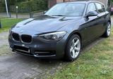 BMW 116i Sport Line  - BMW 116 mit Panoramadach