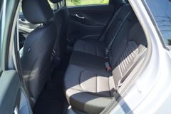 HYUNDAI i30 1.0 T-GDI NAVI-KAMERA-LED-TEMPOM-SHZG-2xPDC-