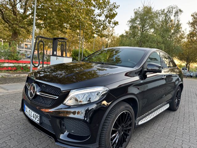 Mercedes-Benz GLE 350 d4Matic AMG LINE SPORT LUFTFE PANO AHK S