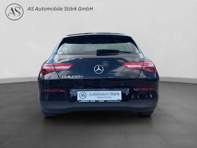 Fahrzeugabbildung Mercedes-Benz CLA 250 Shooting Brake e 8G-DCT+Navi+Spur+MBUX