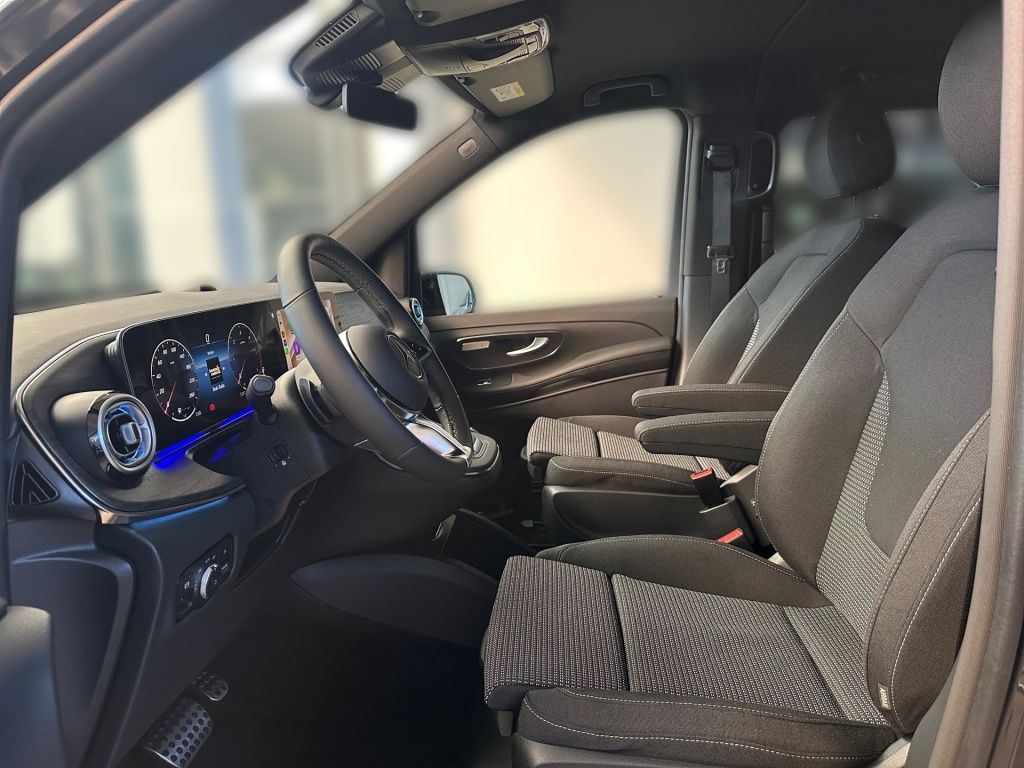 Fahrzeugabbildung Mercedes-Benz V 300 d Style lang 4MATIC Standheizung AHK AUT