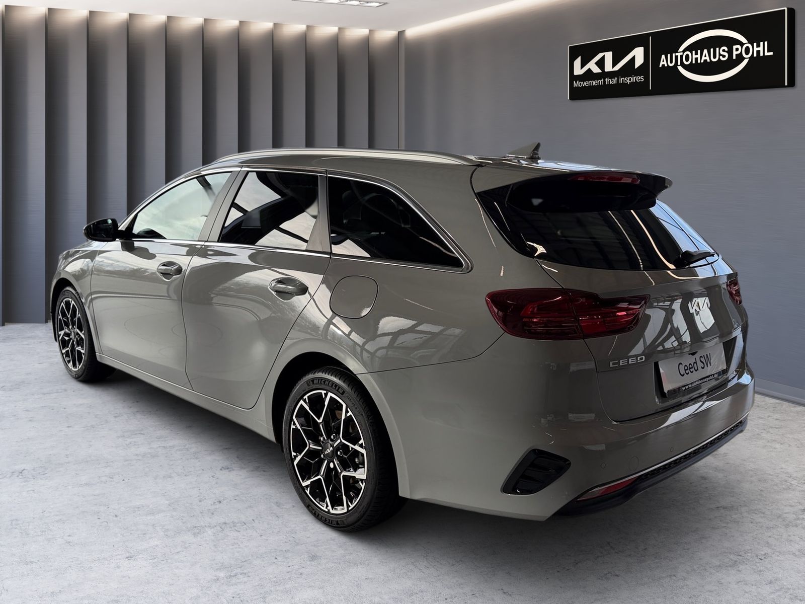 Fahrzeugabbildung Kia CEED_SW 1.0T 48V DCT 100 NIGHTLINE