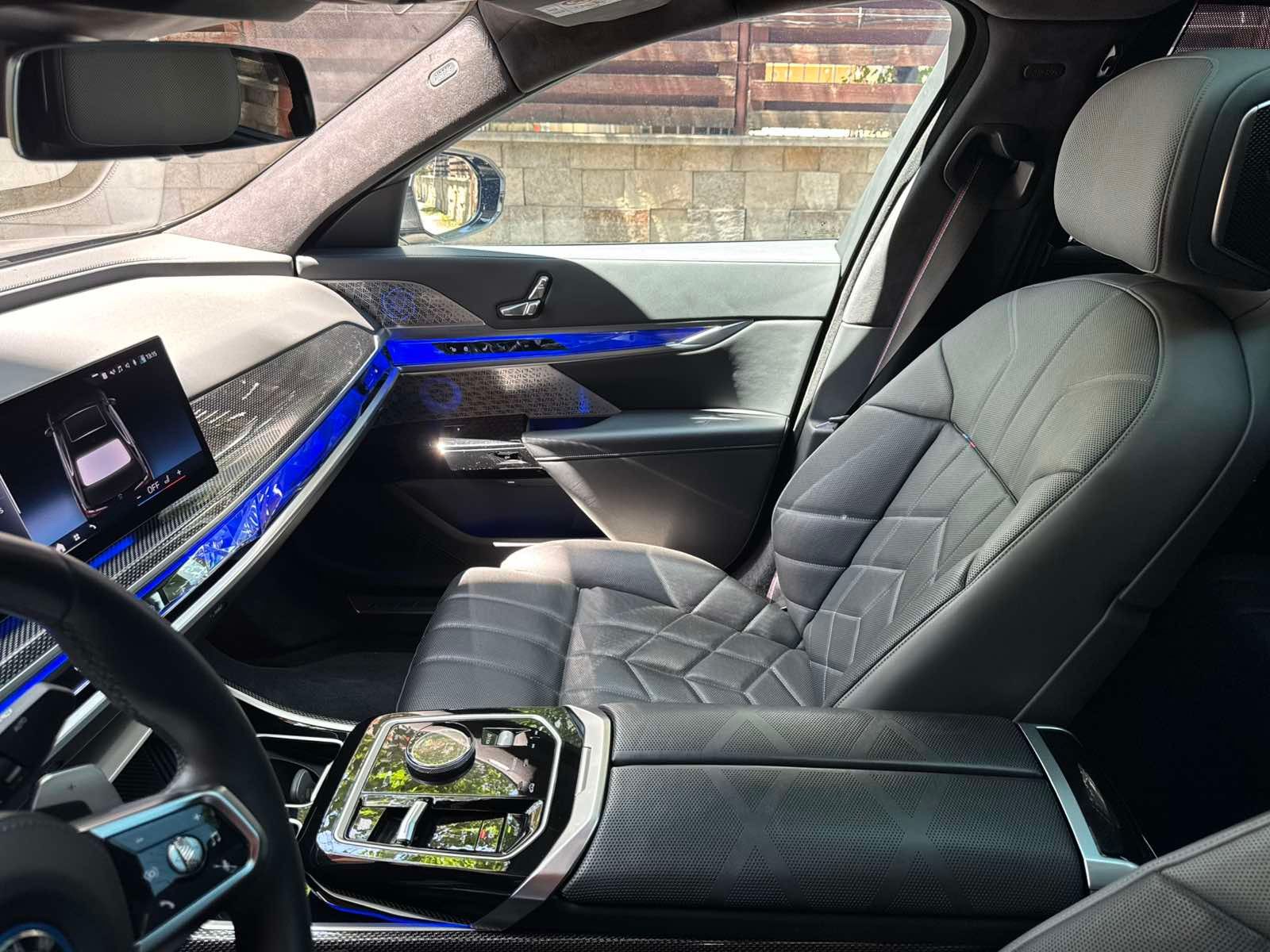 BMW 750e xDrive M Sport Pro FondEnt B&W Garantie foto 8